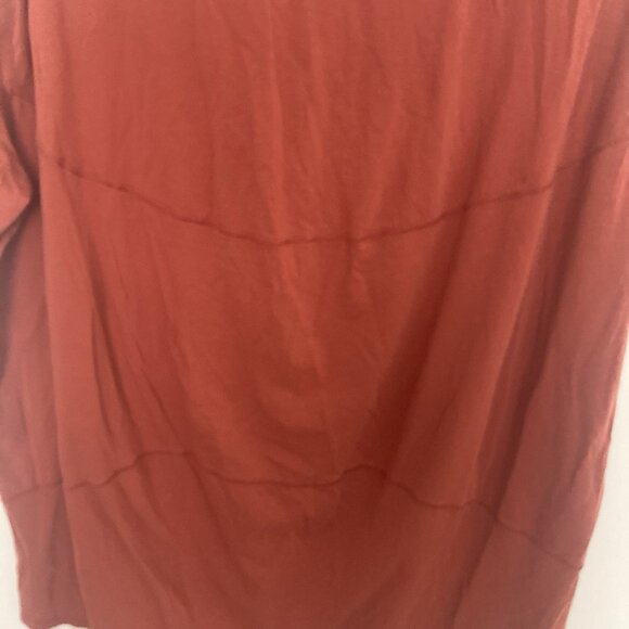 Lululemon Back in Action Short Sleeve Shirt Cayenne Size 12 - Picture 4 of 4